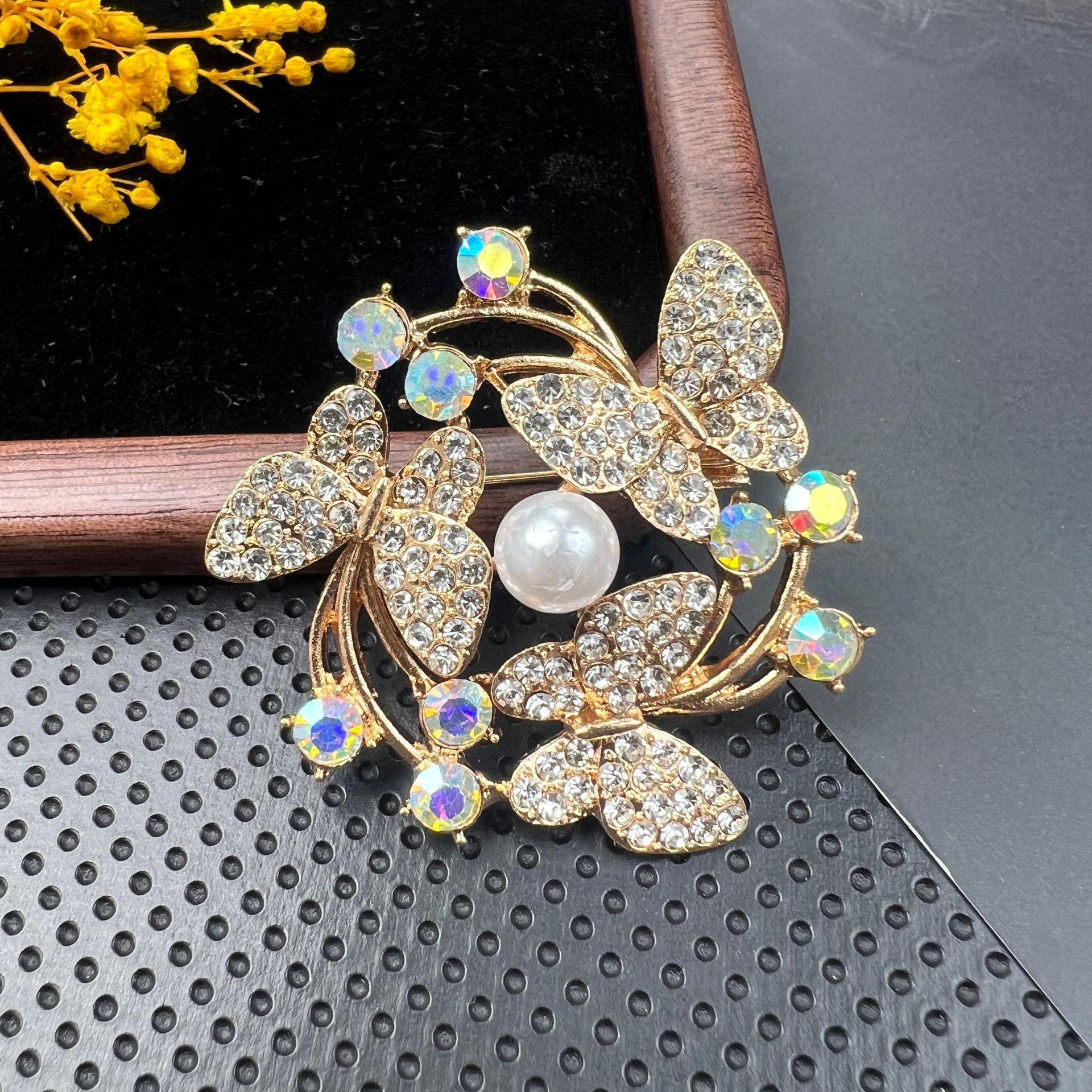 

Ретро-модная высококачественная брошь-булавка из хрусталя и бриллиантов - стильный аксессуар для одежды из сплава BZ095