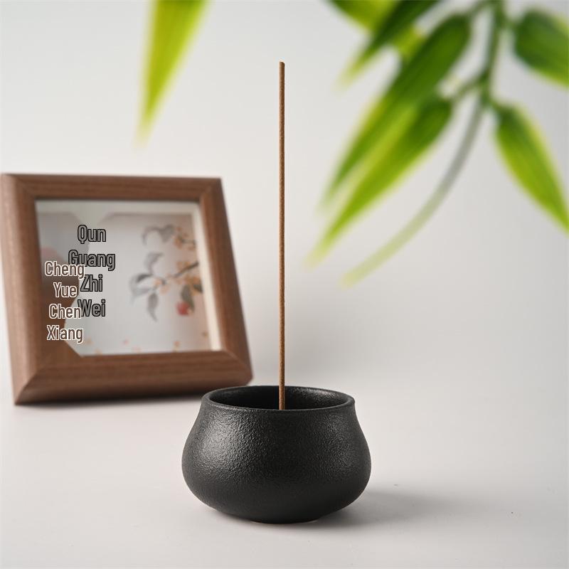 Handmade Japanese Zen Ceramic Incense Burner - Small, Ideal for Sandalwood & Agarwood Aromatherapy or Tea Ceremony