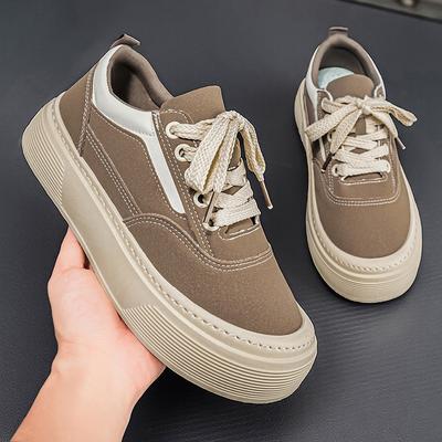 Frühling 22 neue Plateau-Streetwear-Schuhe, jugendliche Freizeit-Board-Schuhe, Nischen-japanische schwarze Trendschuhe
