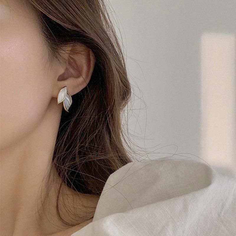 Elegant S925 Sterling Silver Leaf Stud Earrings for Women - French Ins Style 2023