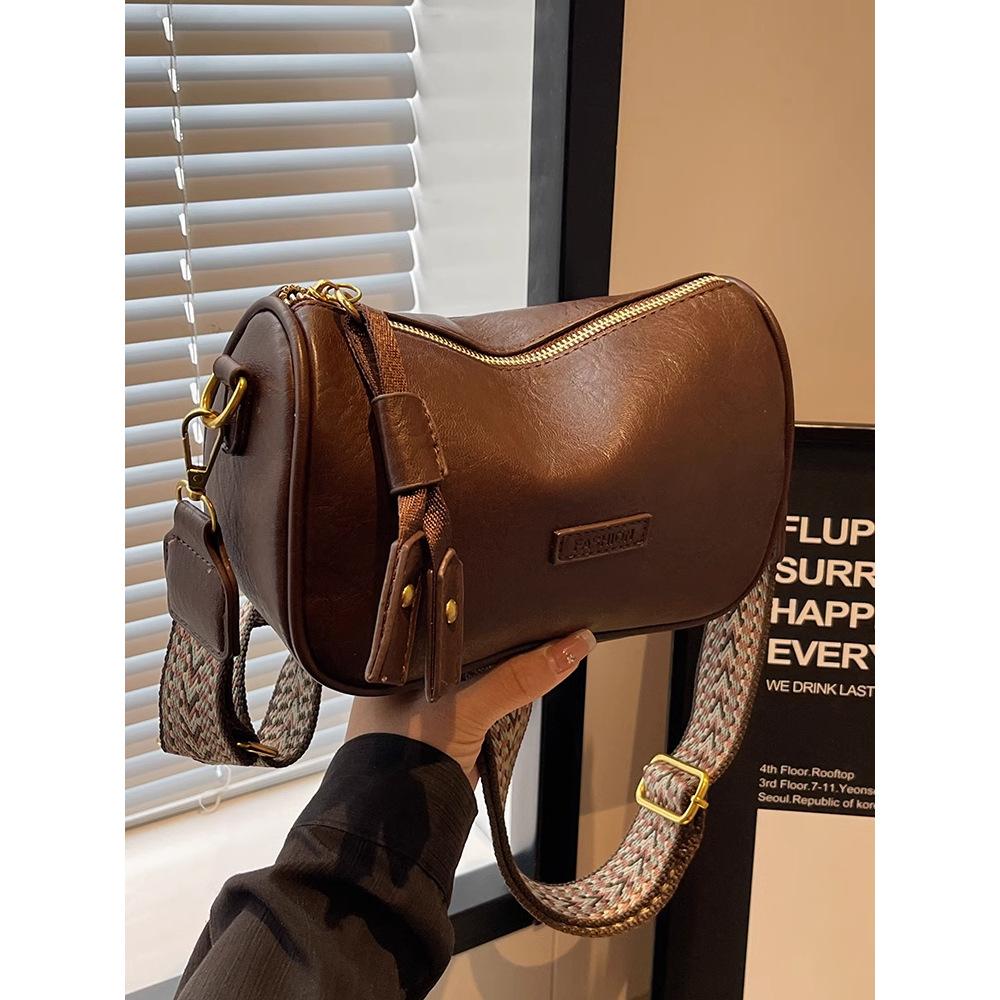 This Year, Boston 2025 New Bag Shoulder Messenger Bag Women's Versatile Small Bag Popular Pillow Bag Backpack