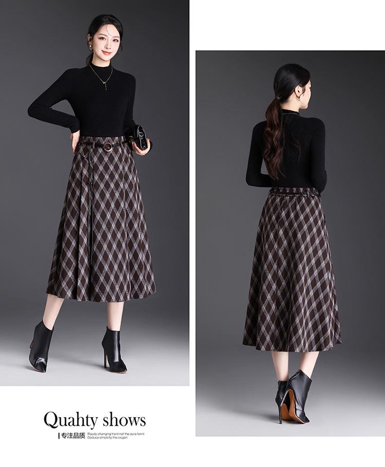 Spring 2026 High-Waist Grid Pleated A-Line Midi Skirt