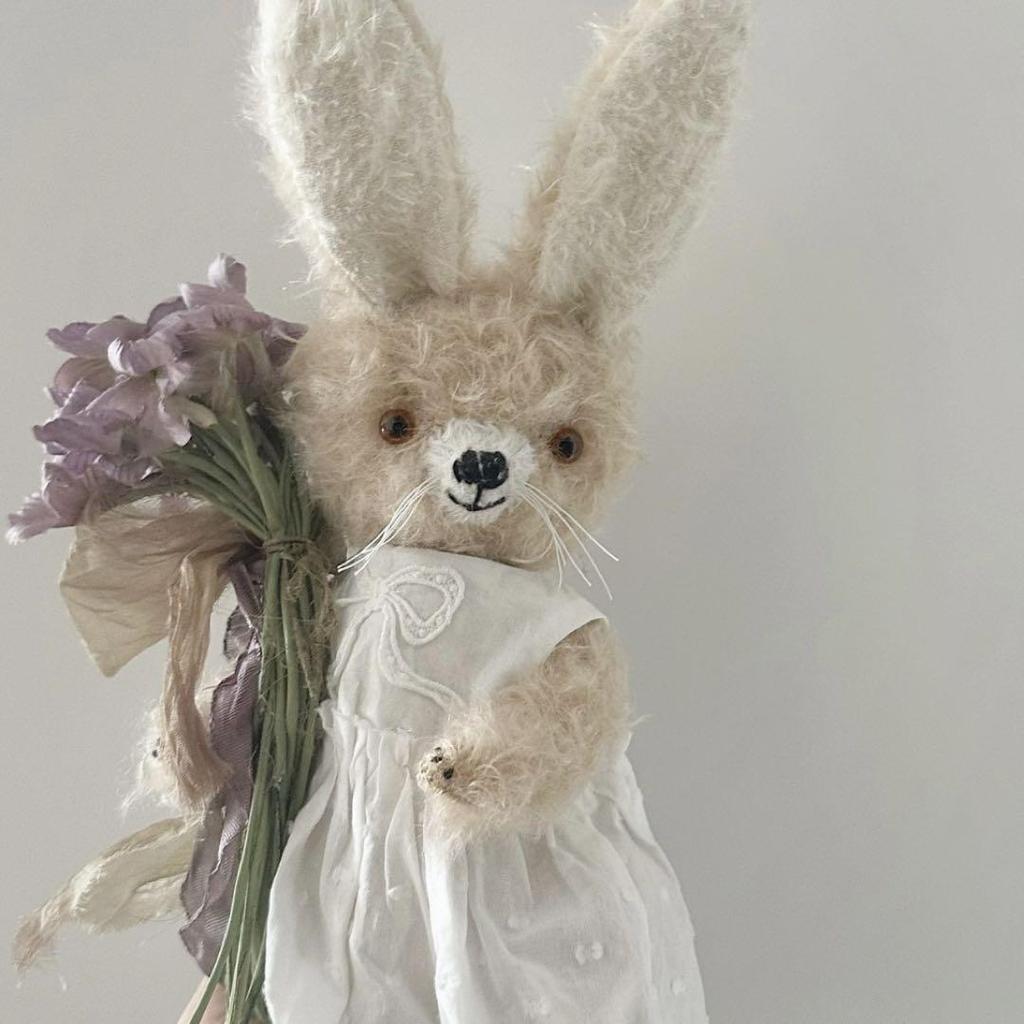 [USED] Antique-style Stuffed Animal, Vintage Rabbit, Teddy Bear by an Overseas Artist