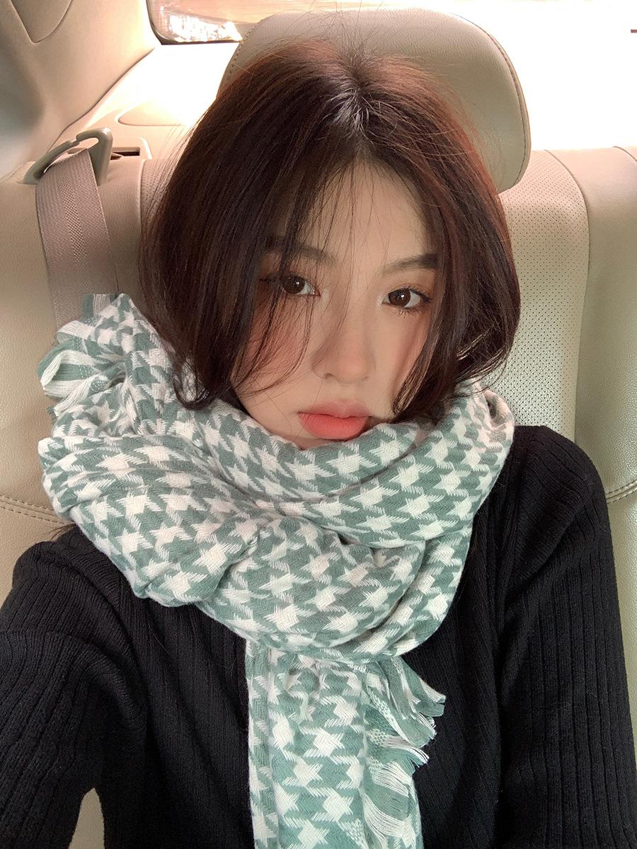 

Winter Warm Couple Knitted Plaid Scarf Korean Style Versatile Tassel Contrast Color Houndstooth Scarf for Women 190*70cm