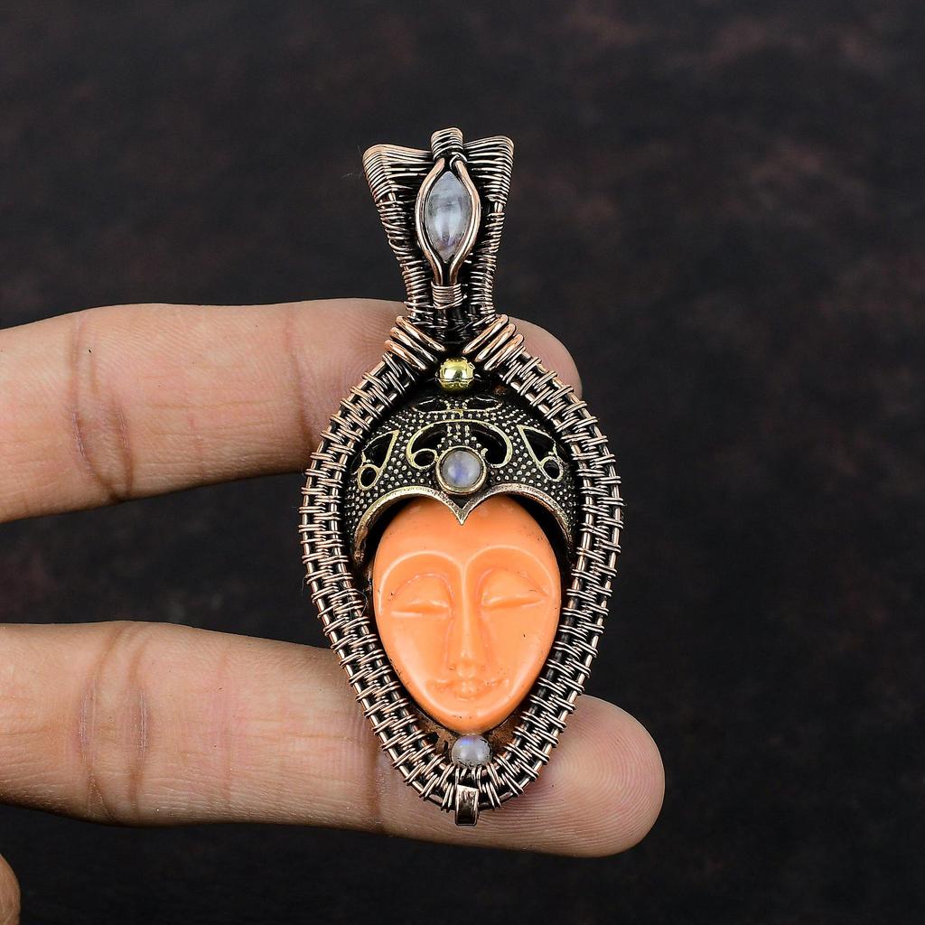 Orange Geschnitzter Knochen Gesicht Anhänger Kupferdraht Umwickelter Anhänger Regenbogen Mondstein Anhänger Edelstein Kupfer Schmuck Geschenk für Mama Handgefertigter Anhänger