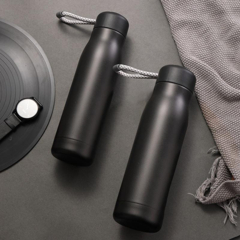 550ML Smart Thermos Bottle Portable Coffee Cup Ferrari Logo Insulated Mug For Mercedes Benz W205 E63 AMG W166 W246 W242 W176 GLE