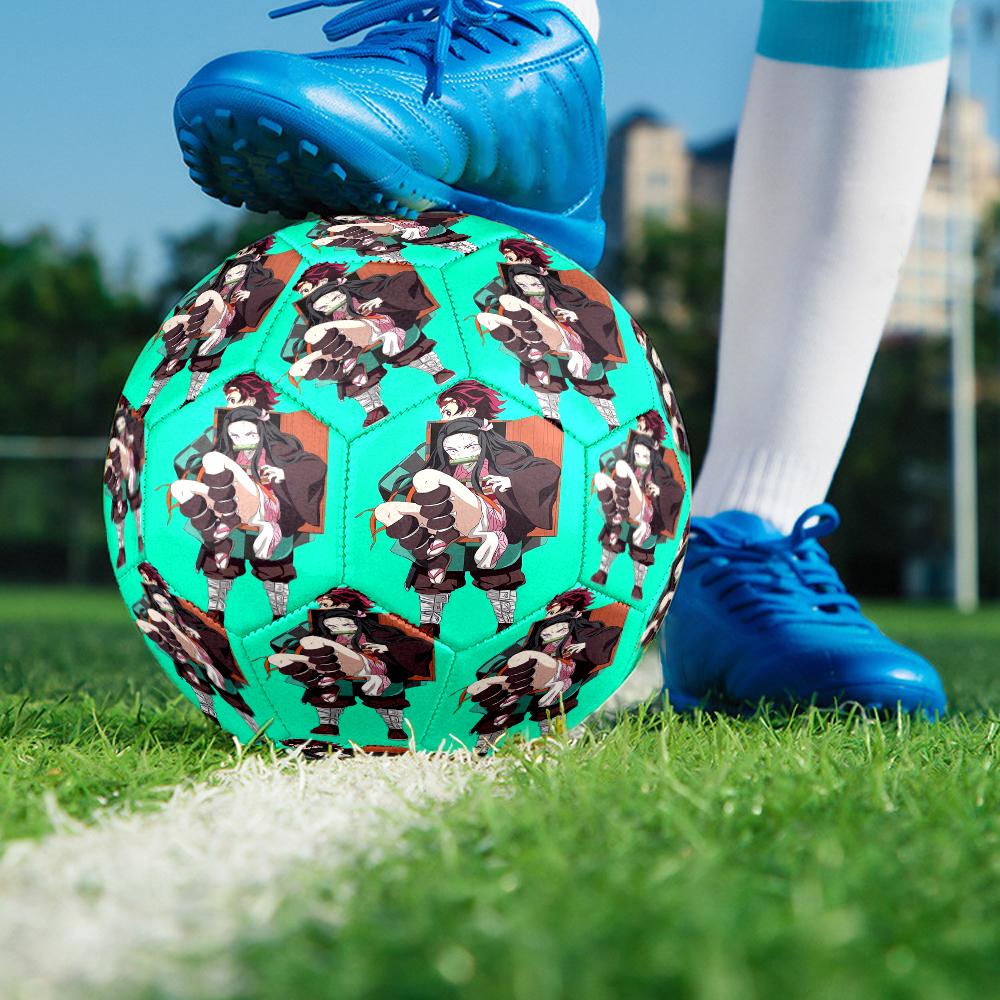Demon Slayer Theme Size 5 Soccer Ball, Suitable for Both Indoor and Outdoor Matches, a Gift Suitable for Everyone.