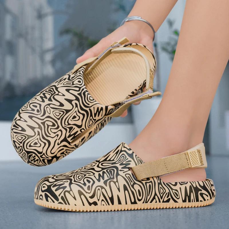 Fashion Men Clogs Sandals camouflage Brand Casual Shoes EVA Lightweight Sandles Man Colorful Shoes for Summer Beach Zapatillas Hombre