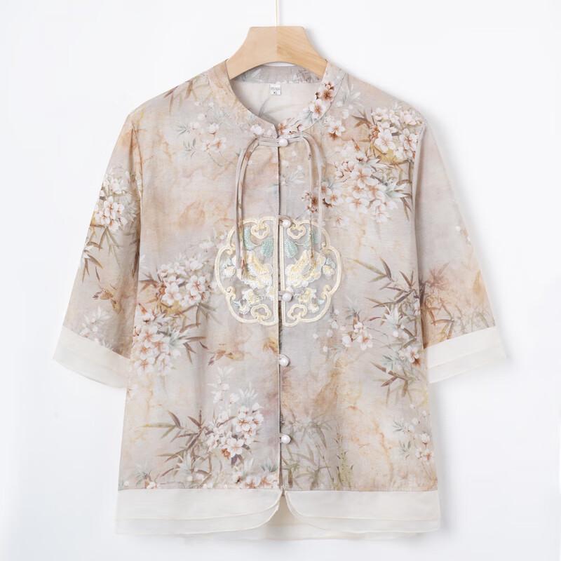 Middle-Aged Women's Stylish Chinese Summer Outfits