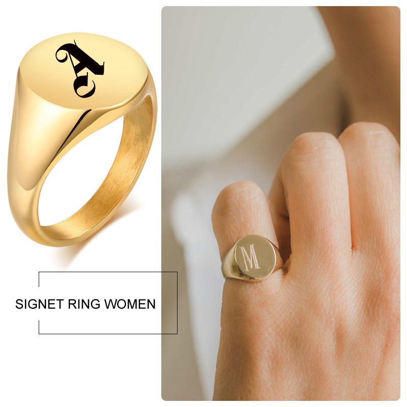Anello sigillo personalizzato in acciaio inossidabile color oro con incisione iniziale, anello da mignolo per donna