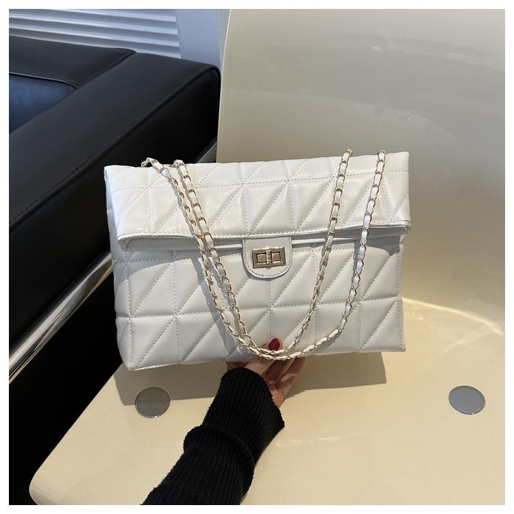 Large capacity diamond 2025 simple new fashion chain trendy texture single shoulder portable crossbody underarm bag women