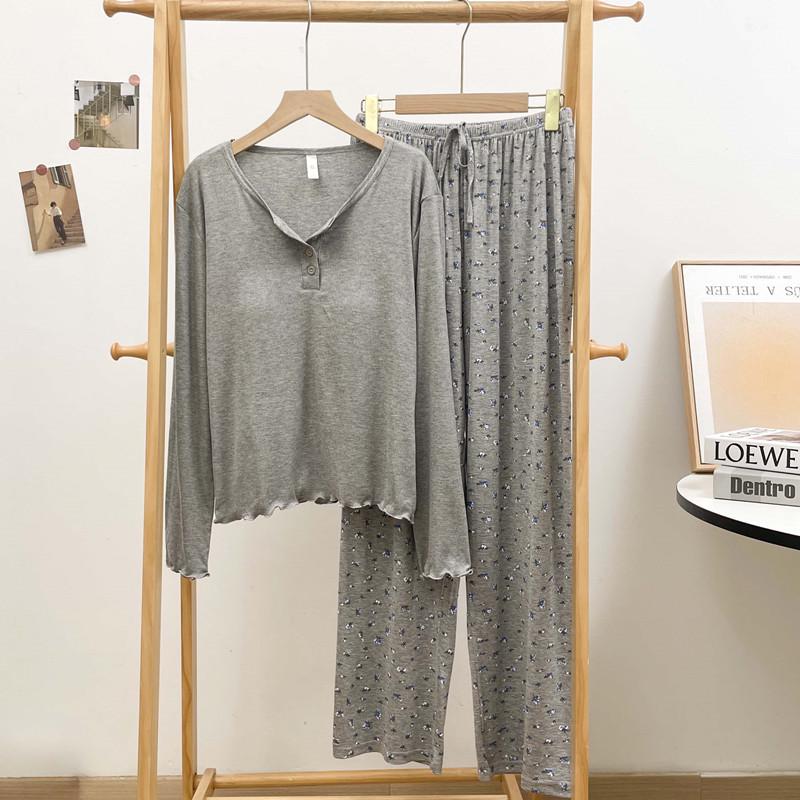 Dammode Blommig Långärmad Pyjamas Set med Bröstvadd - Plus Size, Lös Passform, Casual Hemmakläder