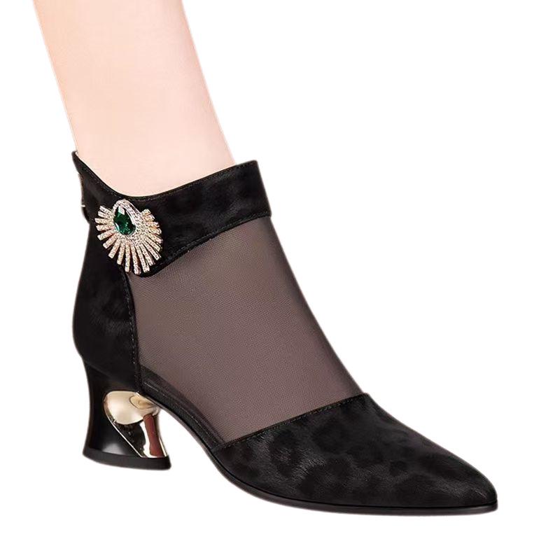 2025 Elegantní síťované boty a sandály s kamínky se špičatou špičkou a středním podpatkem pro ženy v nadměrných velikostech