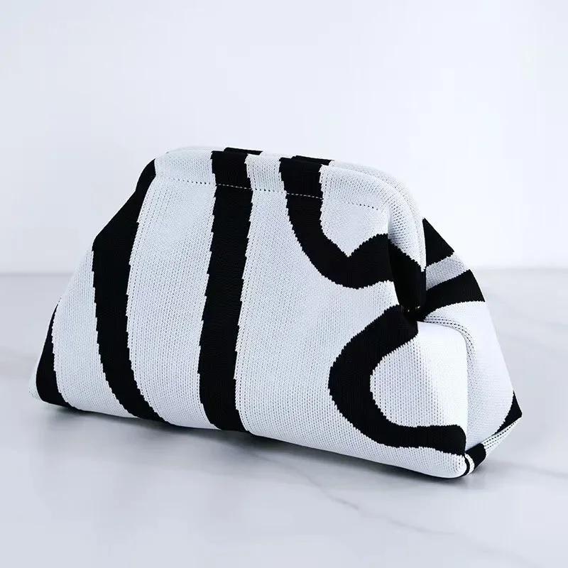 Women Handbag Colorblock Knitted Women Bag Large Mouth Cosmetic Cellphone Keys Stoarge Pouch Summer Beach Clutch Lady Purse