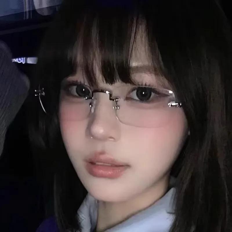 2025 Y2K Dámske Retro Malé Štvorcové Okuliare Dievčenské Japonské Harajuku Sklenené Okuliare Bezrámové Počítačové Okuliare Proti Modrému Svetlu