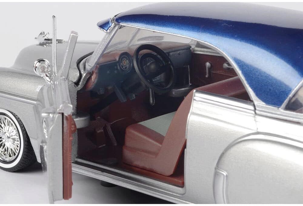 MOTORMAX 1/24 Scale American Bel Air Diecast Model Car, 1950 (Silver/Blue) [Parallel Import]