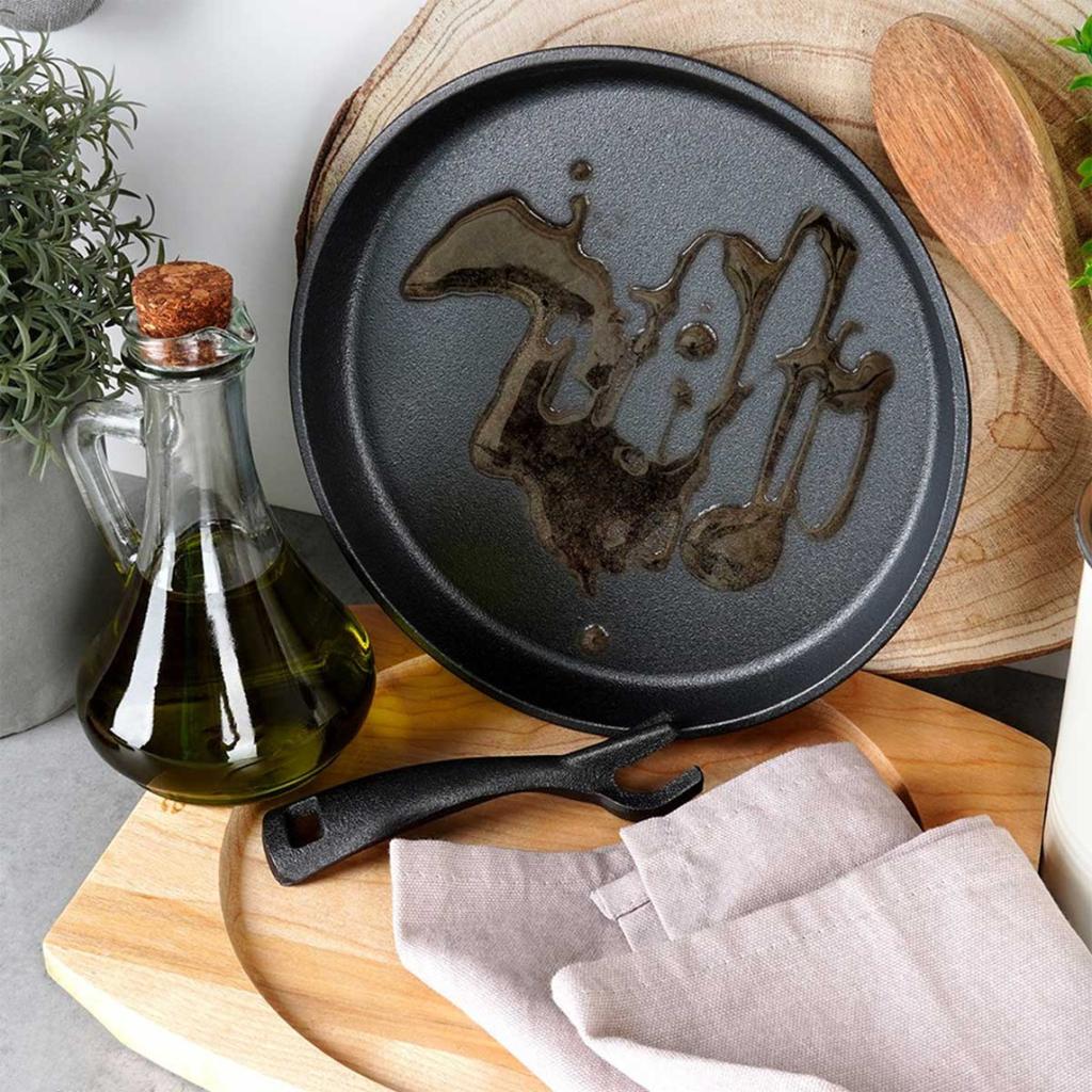 Cast Iron Frypan With Serving Board 199072 Cast Line