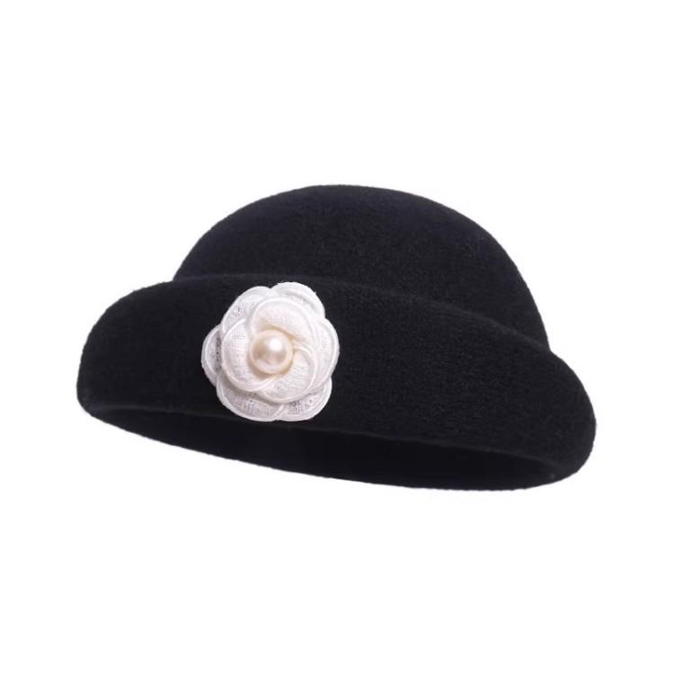 Camellia Pearl Top Hat Female Autumn and Winter Small Fragrant Wind Show Face Small Bucket Hat French Temperament Elegant Thousand Gold Wind Hat