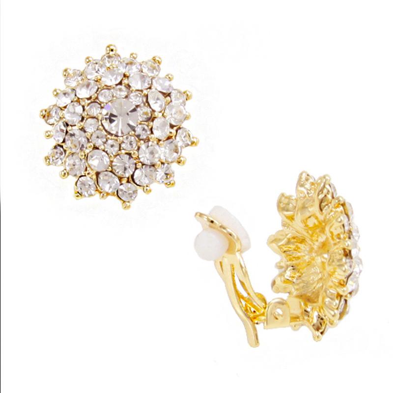 Luxuriöser Goldener Überwurf Funkelnde Strass-Clip-Ohrringe Runde Blume Ohne Ohrloch für Damen Hochzeitsfeier Schmuck