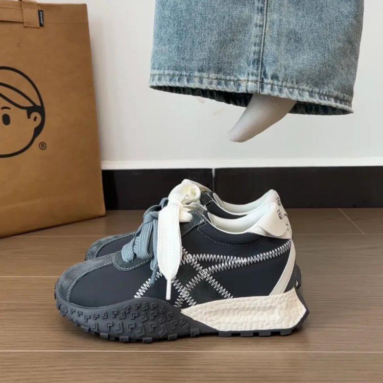 Small thick-soled inner height increase of 7cm German training shoes women's spring 2025 new leather color matching casual Forrest Gump shoes