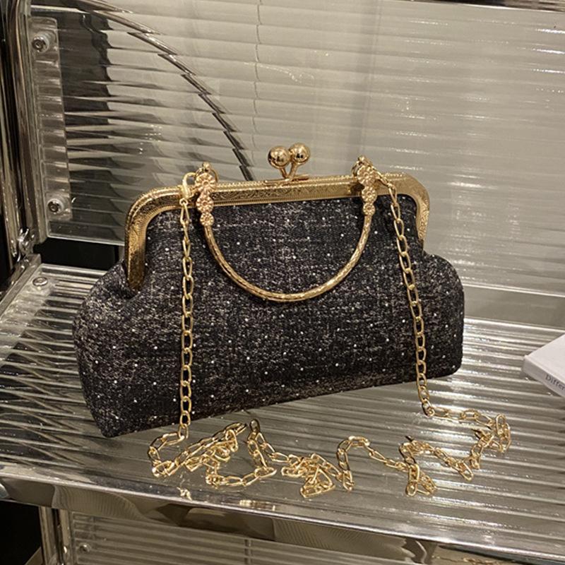 

Легкая роскошная ретро-сумка из металла для женщин, лето 2025, новая модная универсальная сумка через плечо с заклепками, сумка-мессенджер на цепочке чёрный