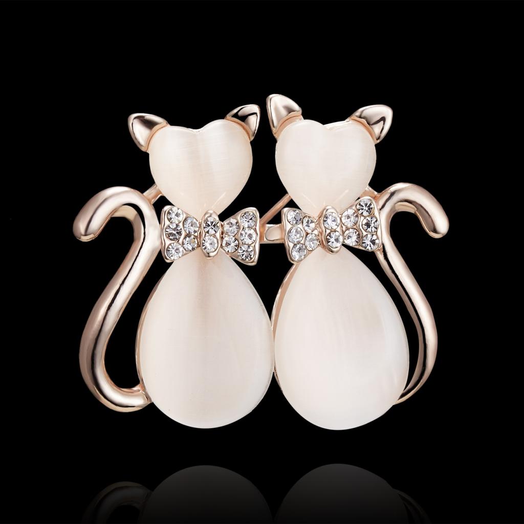 Exquisite Wearing Crown Opal Cat Brooch For Women Men Elegant Crystal Lovely Cartoon Kitten Owl Buckle Lapel Pins Party Jewelry
