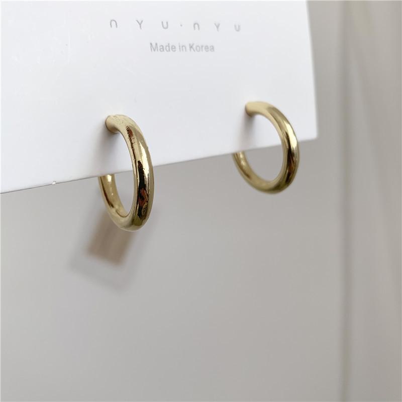Trending Metal Geometry Hoop Earring Fashion New Design Irregular Minimalist Earrings for Women Fashion Jewelry Gifts
