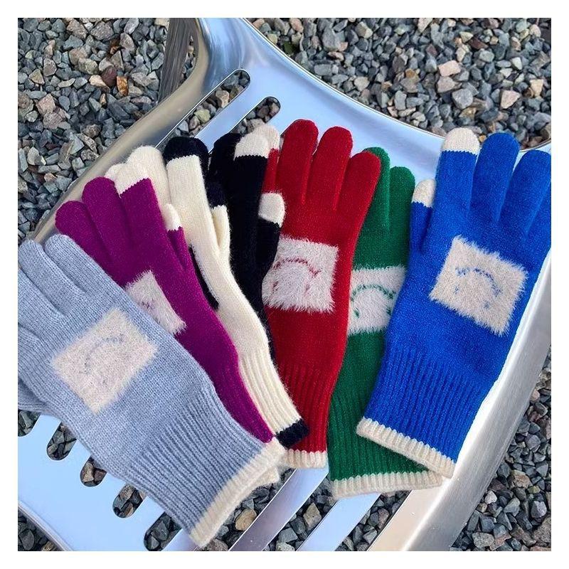 Korean Style Cute Smiling Face Knitted Wool Gloves for Women with Thick Fingers Solid Color Touch Screen Warm and Cold Proof Gloves