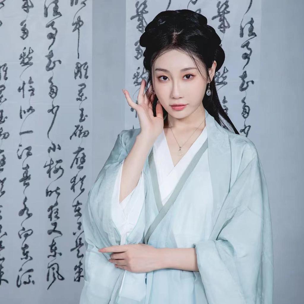 Lu Lu Ruyi Jade Clavicle Necklace: 2023 Women's Chinese Style, Light Luxury Design