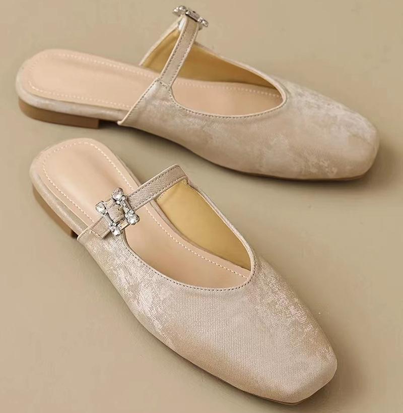 

2025 лето новый китайский стиль виноград мать квадратный носок полупакет бриллиантовая пряжка на низком каблуке полушлепанцы 40