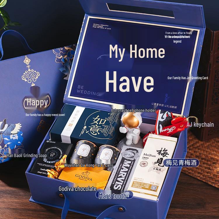 Groomsman Wedding Gift Box: Practical Favors for Men and Family