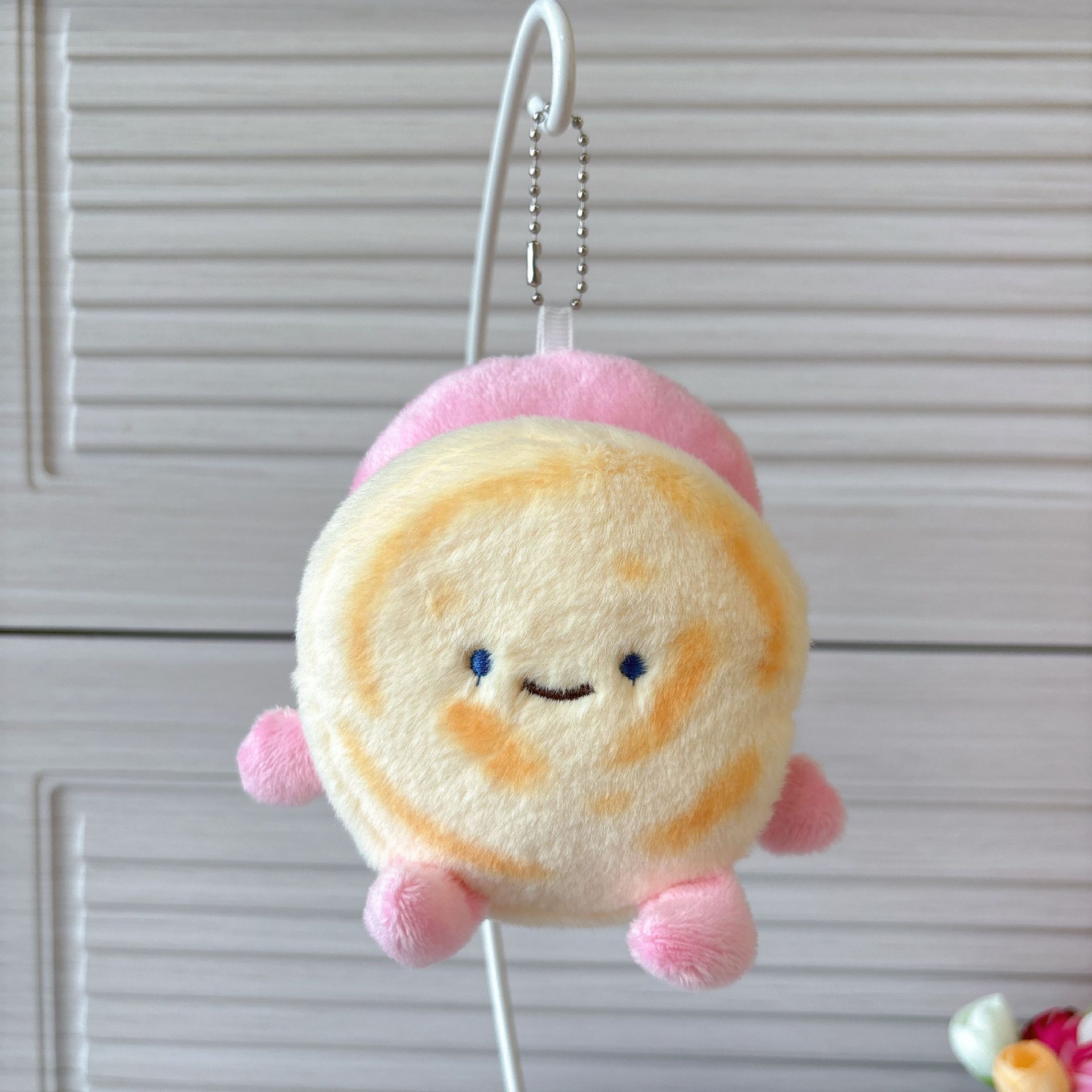

Separable Xi an Roujiamo keychain pendant creative plush doll velvet bun couple schoolbag pendant 13cm