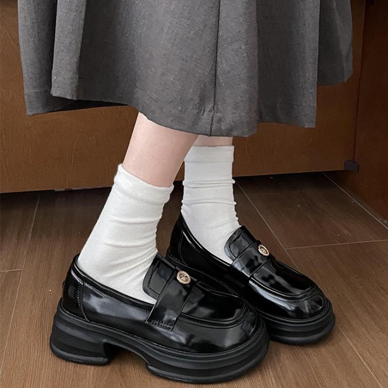 Versatile Thick-soled New Retro Shoes That Can Be Worn on One Foot
