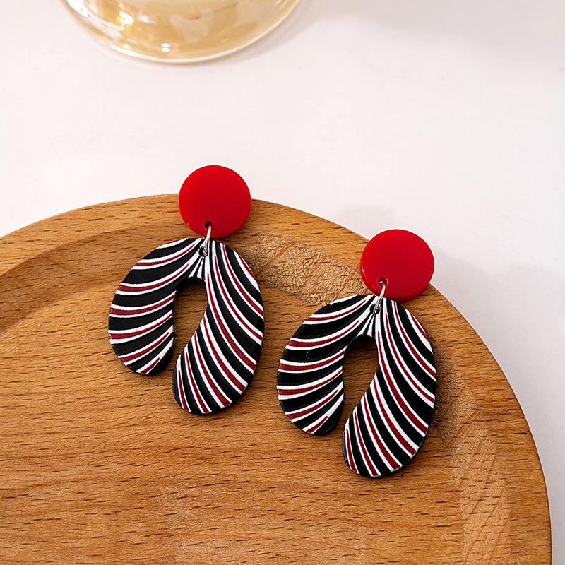 Small Daisy Flower Acrylic Earrings, Simple Design Irregular Earrings Contrasting Color Earrings Women