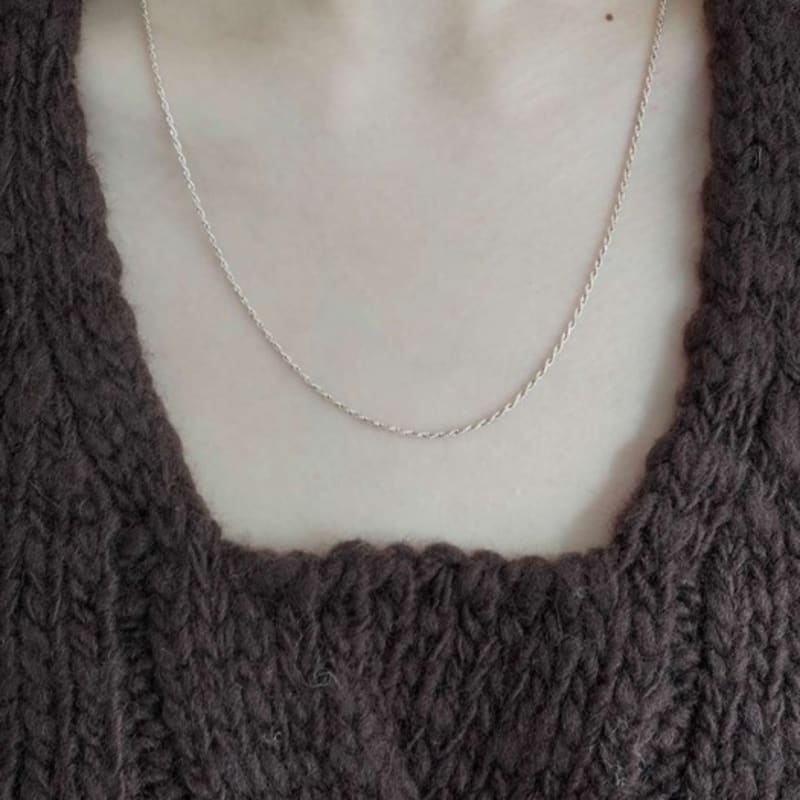 

YEONSEUNG Twist chain necklace os