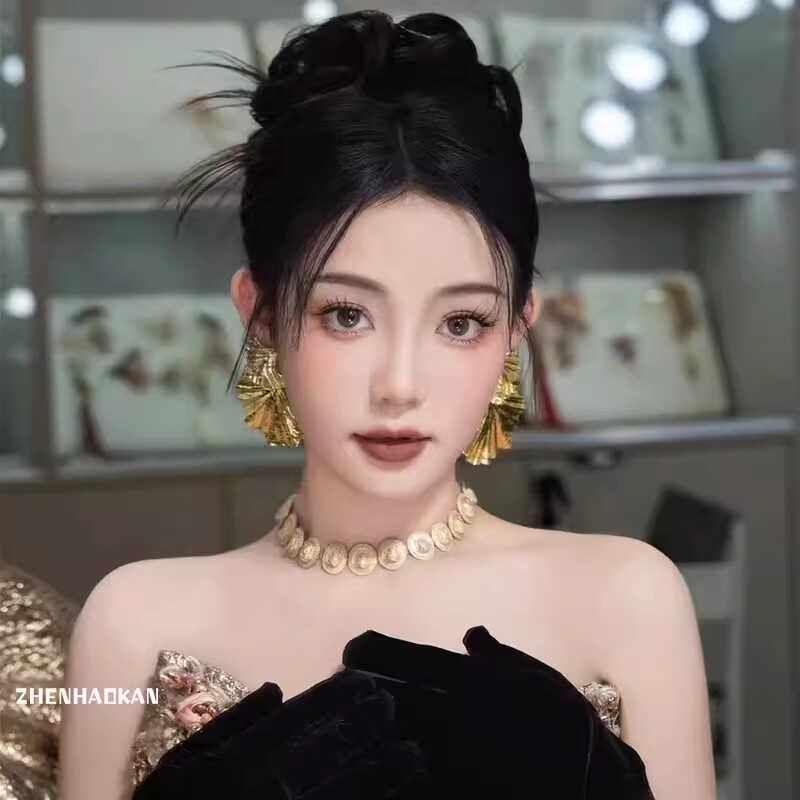 

Fashion Exaggerated Design Stud Earrings Metal Vintage Leaves Frosty Style Earrings Easiest for Match Temperament Bride Banquet Earrings Z113 Metal Vintage Leaf Earrings-Gold