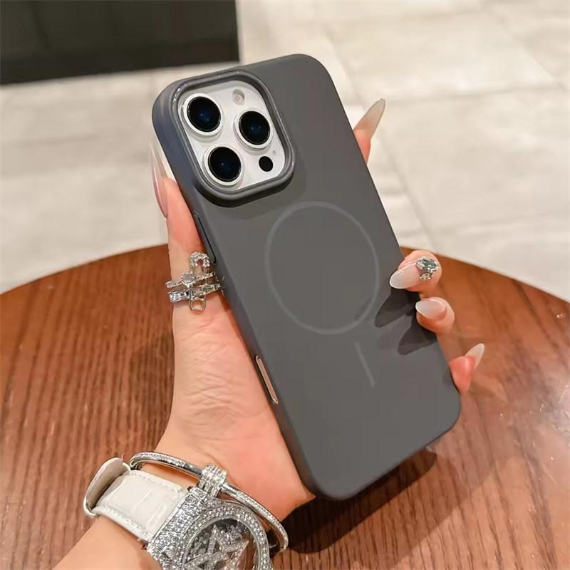 Ultra Thin PC Magnetic Phone Case For iPhone 17 Air 16 15 14 13 12 11 Pro Max Plus 16E Protection Magsafe Shockproof Cover