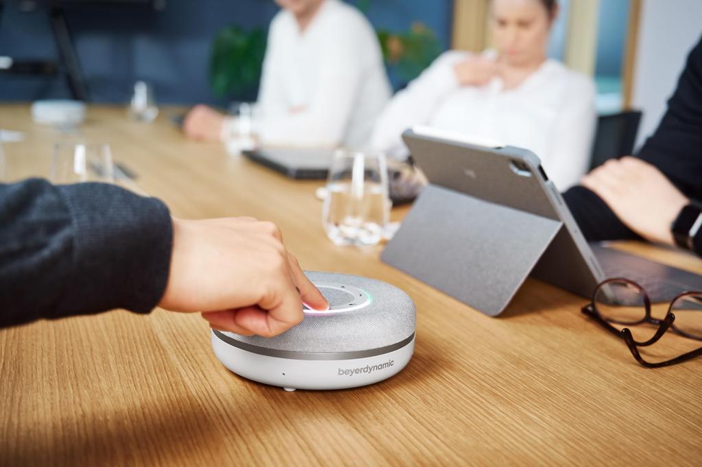 BeyerDynamic SPACE MAX Nordic Grey Wireless Bluetooth Speakerphone for Web Conferencing