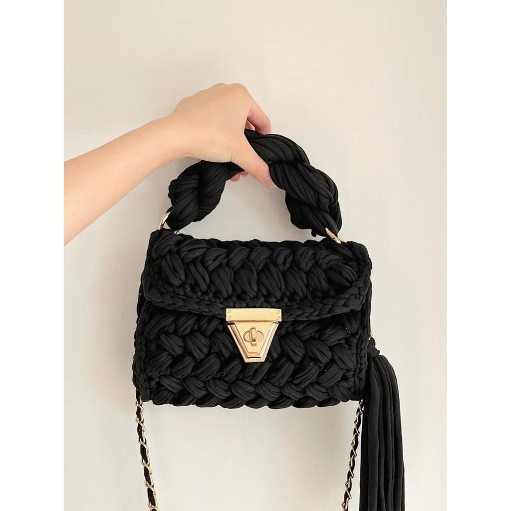 Fashion Wool Knitting Handmade Crochet Shoulder Bag Tassel Fabric Bags for Women Designer Thread Crossbody Fin Bag