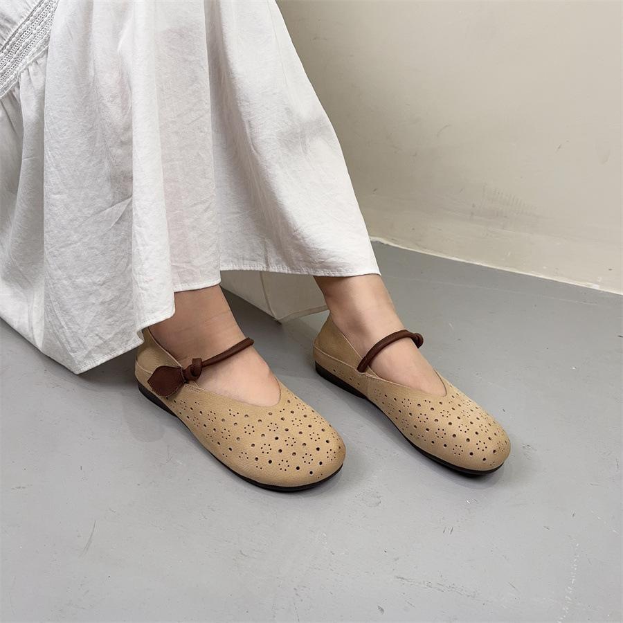 Johnature Breathable Genuine Leather Soft Soled Women's Shoes Summer New Retro Hollow-out Flat Sandals