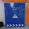 Sisteme de control acces și alarme – Semne de protecție