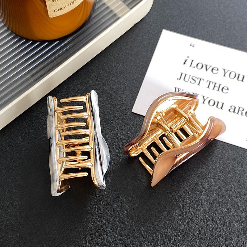 Elegante Presilha de Cabelo de Liga de Acetato Estilo Coreano Design Vintage Meia Lua Para Mulheres