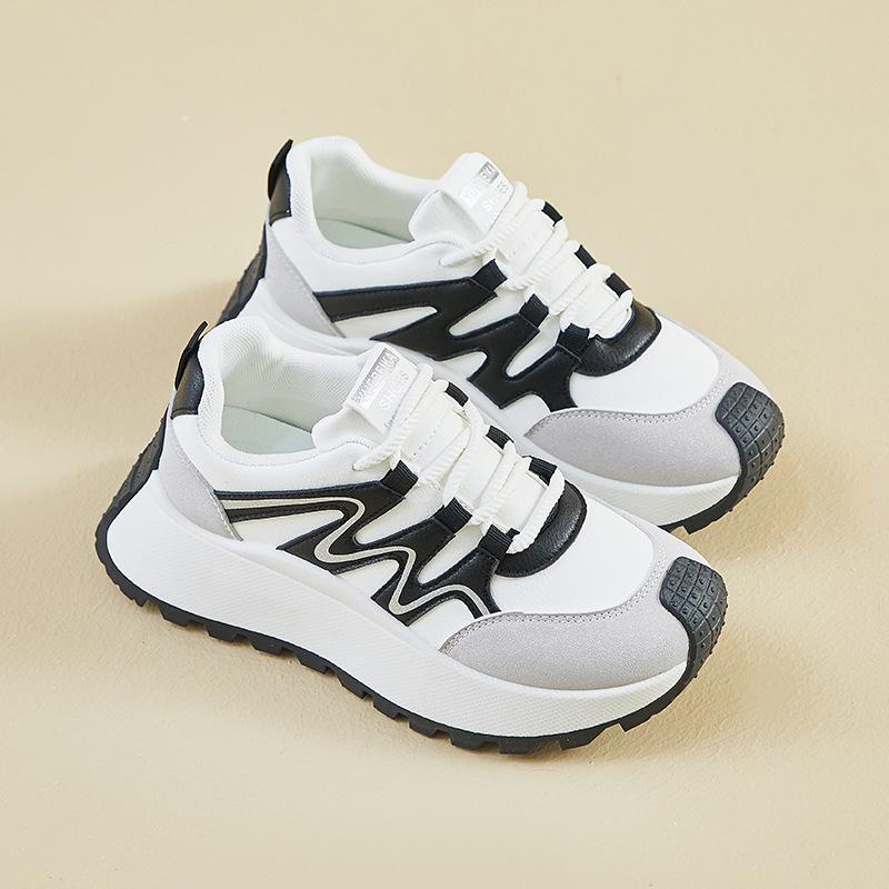 Ins Korean Version of the New Dad Shoes Women's Spring Student Sports Running Casual Thick Sole Height Increase Street Shot W511