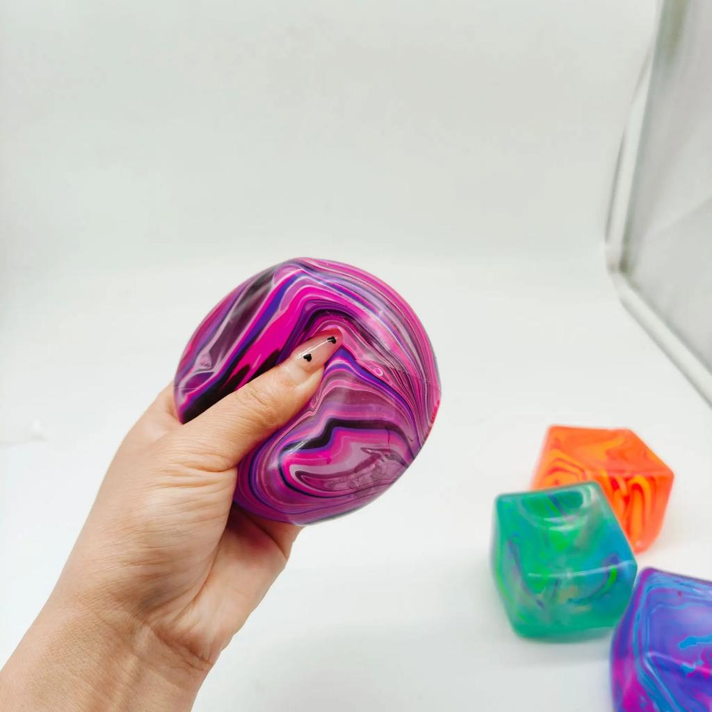 Needoh Płatek Śniegu Kostka Lodu Cukier Słód Squishy Pudełko Niespodzianka Odstresowujące Powoli Odbijająca Zabawka do Ściskania Przeciw Lękom Zabawki Puzzle Ręczne