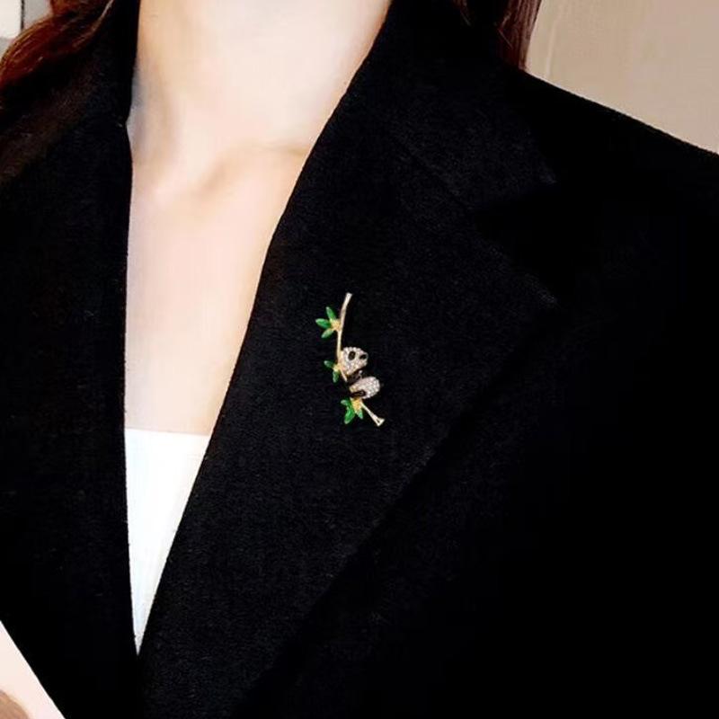 Elegant Panda and Bamboo Rhinestone Brooch – High-end Animal Alloy Design