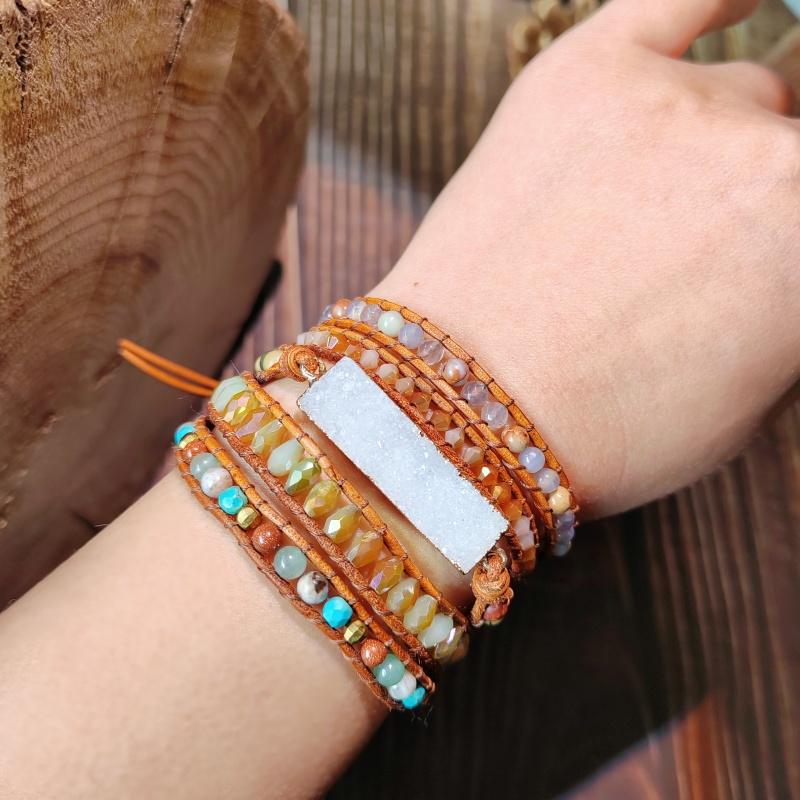 Bohemian-style Natural Bead Bracelet - Long Natural White Ivory Bracelet with Adjustable Vintage Five Layers, Perfect for Everyday Wear and Vacations.