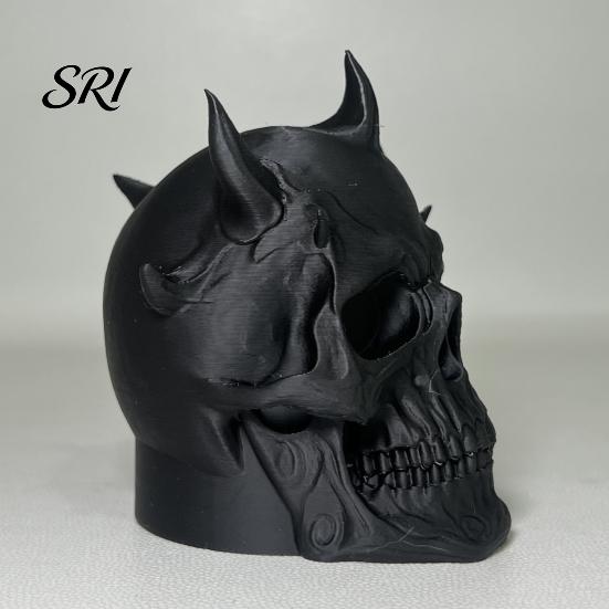 Horned Demon Skull Tow Cover Trailer Dust Heavy-Duty 3D Dust-proof Printed One-Piece Molded Bar Cap Matte Texture Accessory Weatherproof Hitch