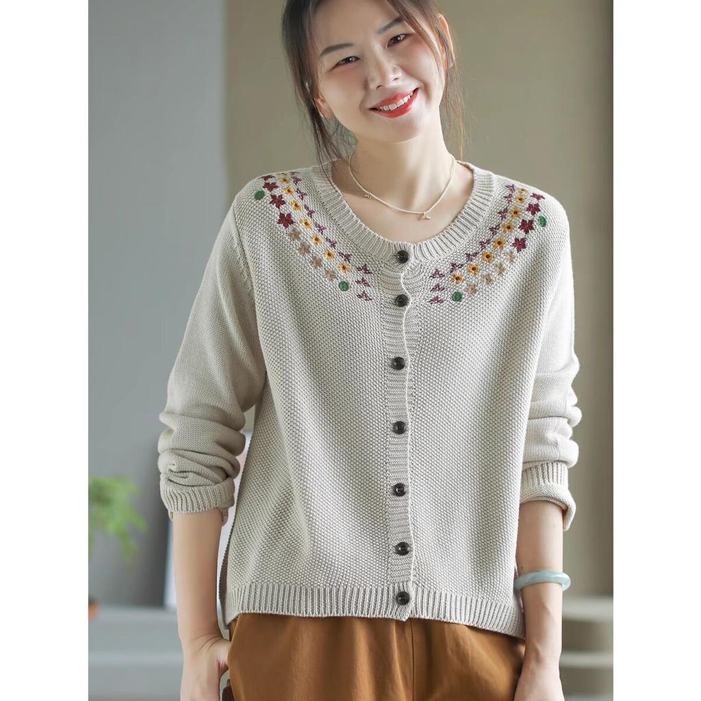 Damen Cardigan mit langen Ärmeln Rundhalsausschnitt Eleganter Lässiger Pullover Mit Blumenstickerei Einreihig Gestricktes Oberteil Für Herbst Tägliche Kleidung