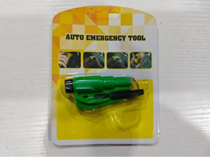 3-in-1 Safety Keychain: Window Breaker, Emergency Hammer, Whistle & Cutter