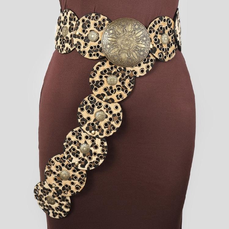 Engraved Buckle Round Disc Belt for Women Goth Waist Belt 2000s Hollowout PU Belt for Teens Girl Western Cowboy Waistband